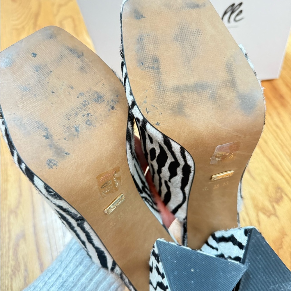 L'INTERVALLE Black and White Zebra Mules - Picture 4 of 4